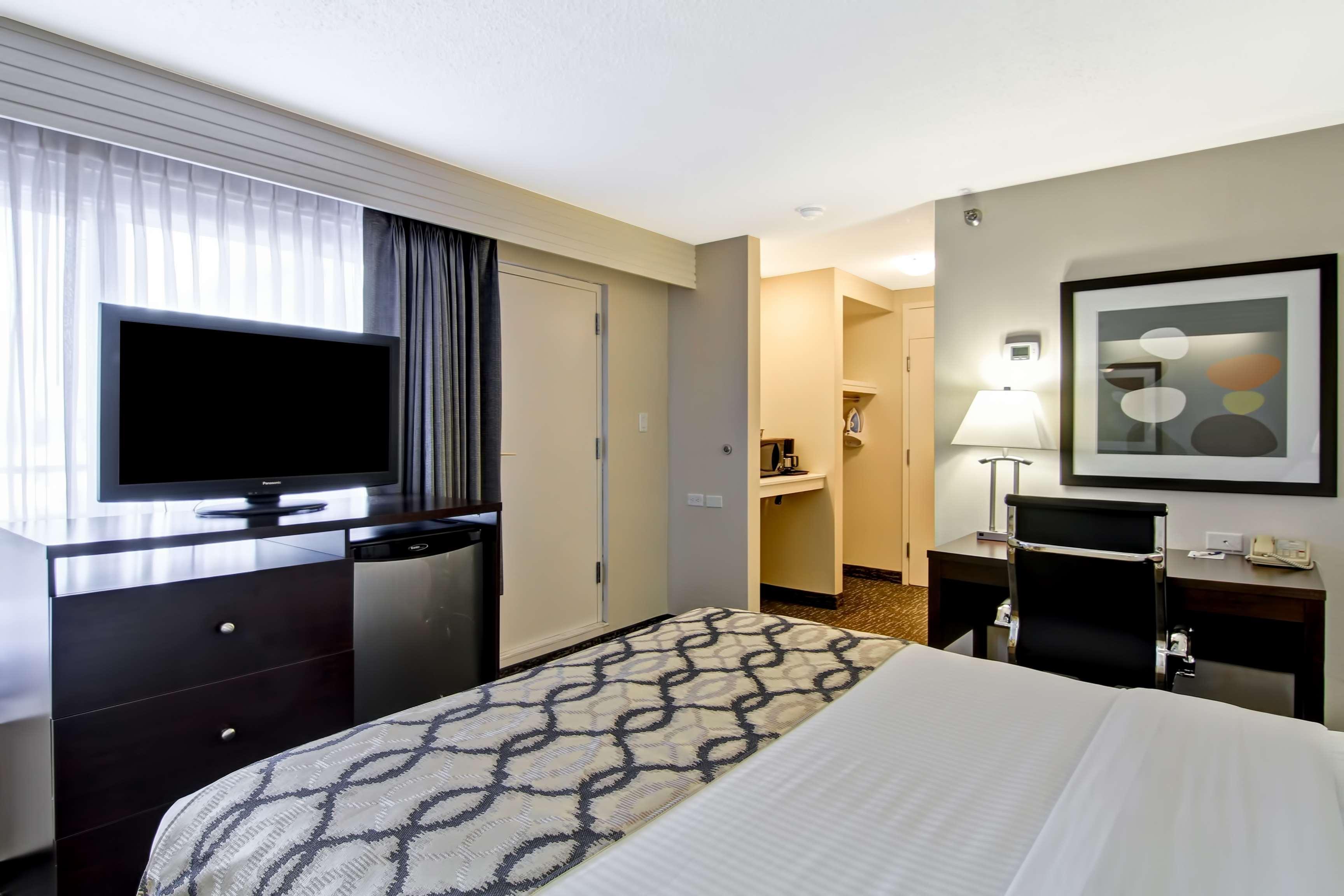 Best Western Cedar Park Inn Edmonton Buitenkant foto