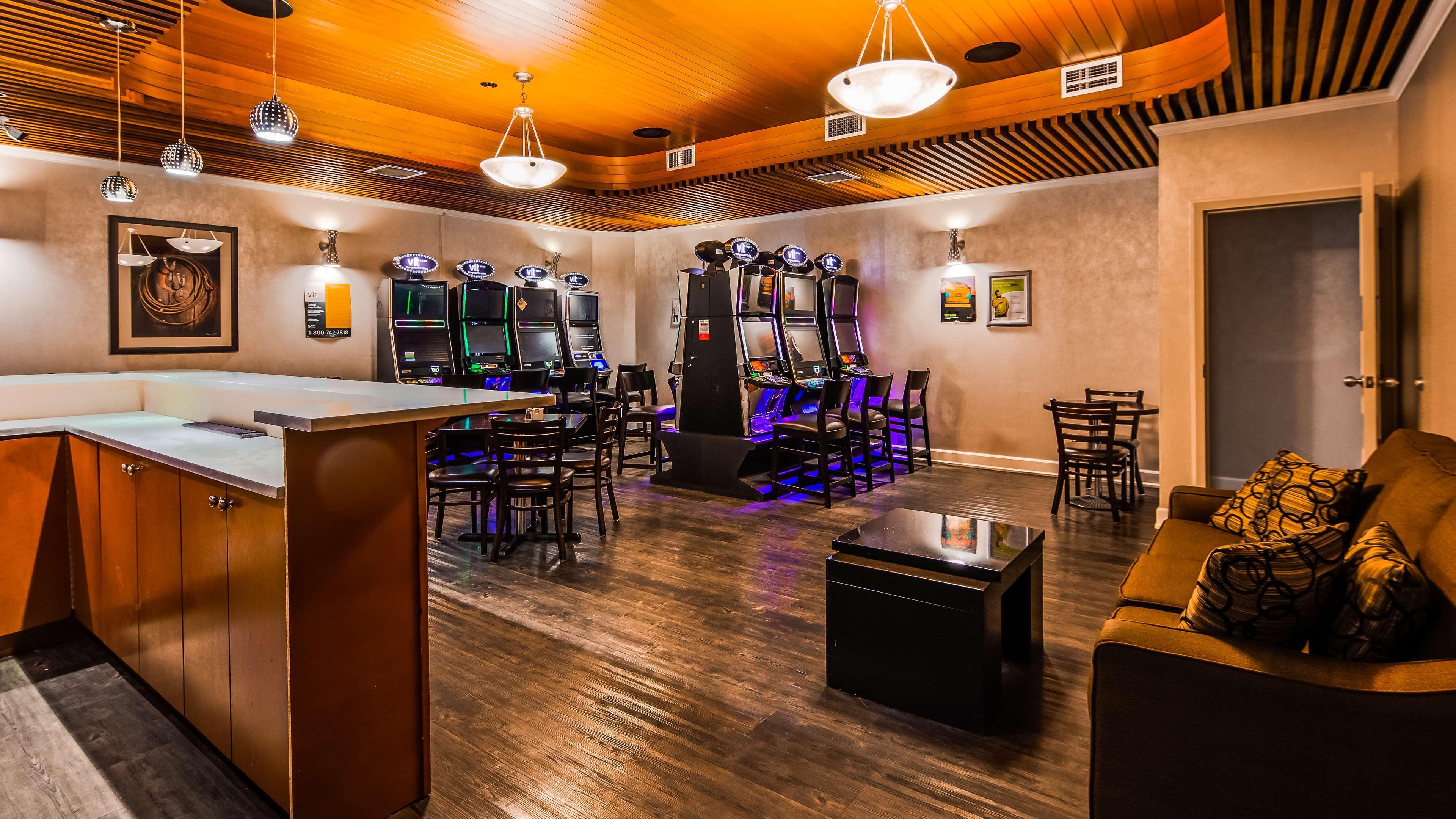 Best Western Cedar Park Inn Edmonton Buitenkant foto