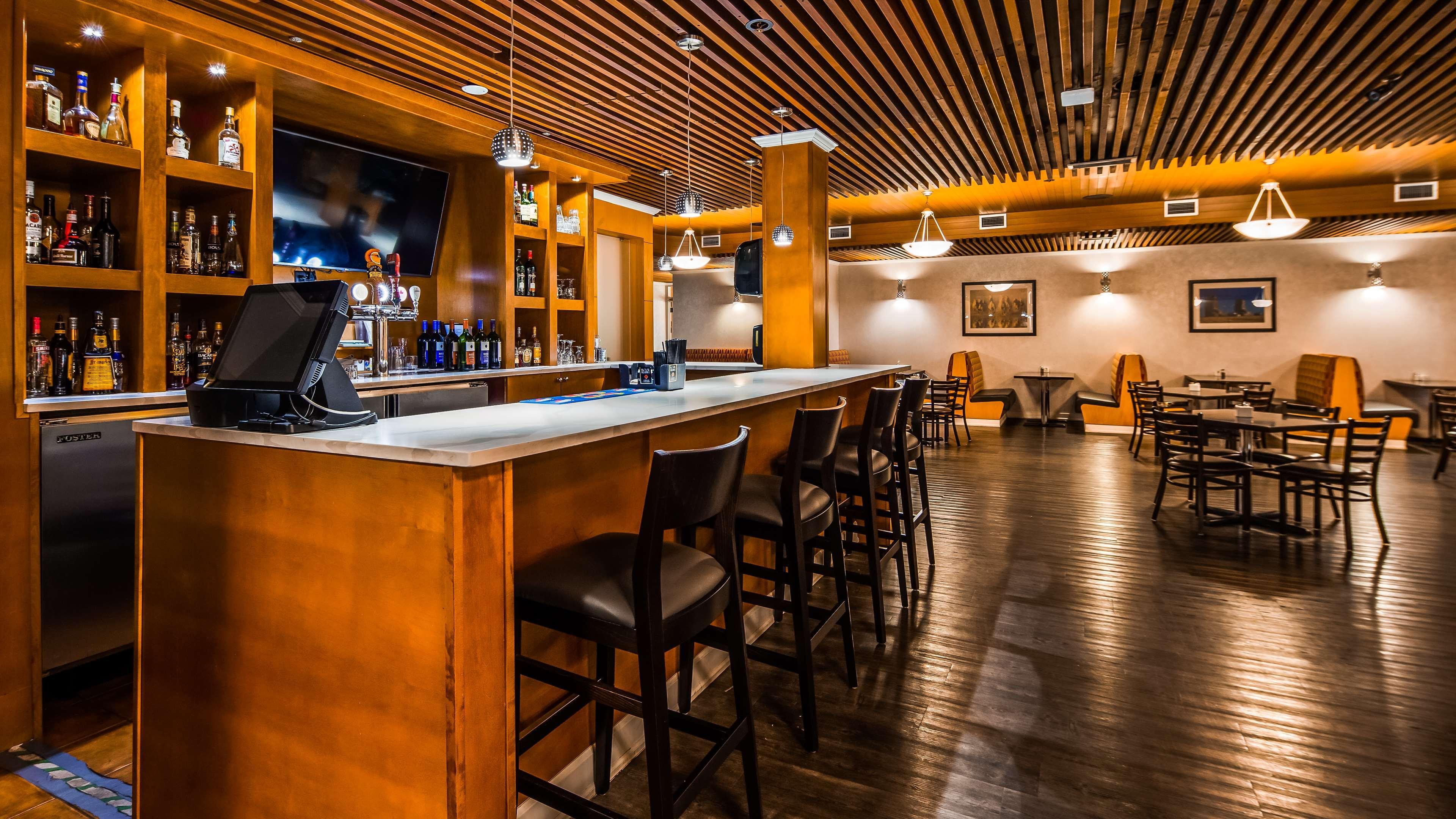 Best Western Cedar Park Inn Edmonton Buitenkant foto
