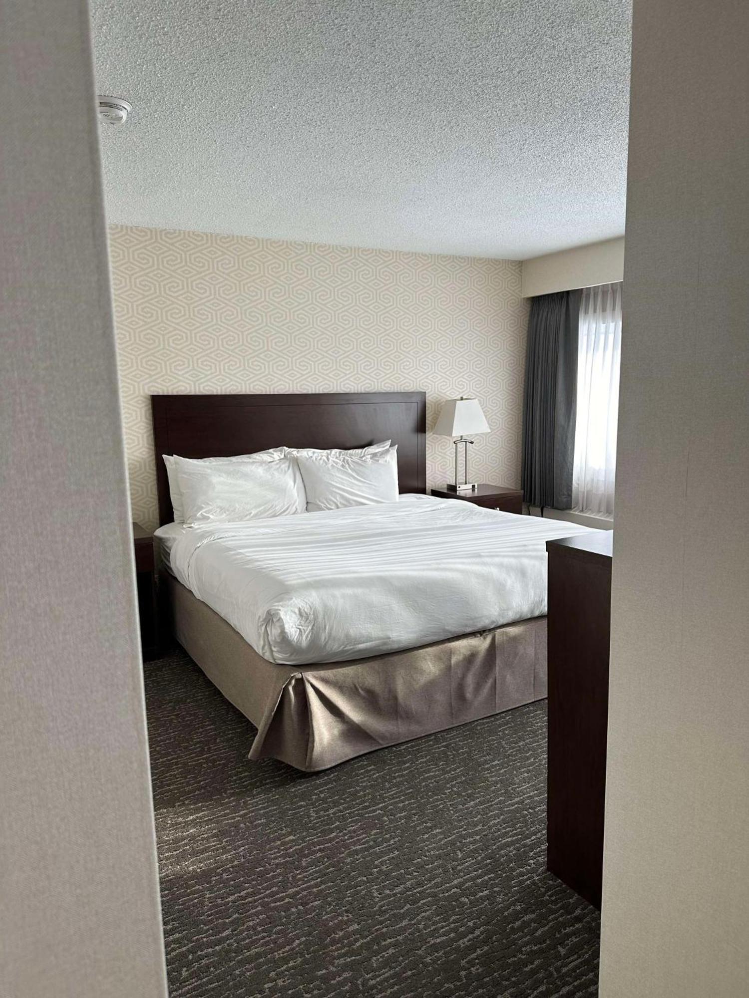 Best Western Cedar Park Inn Edmonton Buitenkant foto