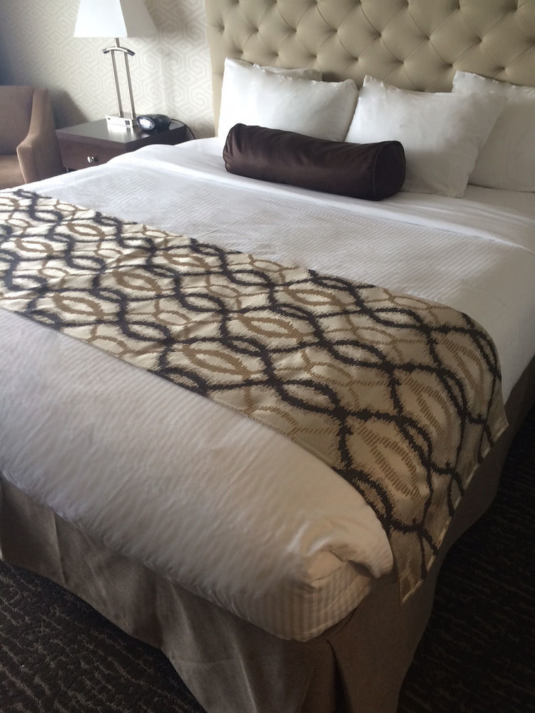 Best Western Cedar Park Inn Edmonton Buitenkant foto
