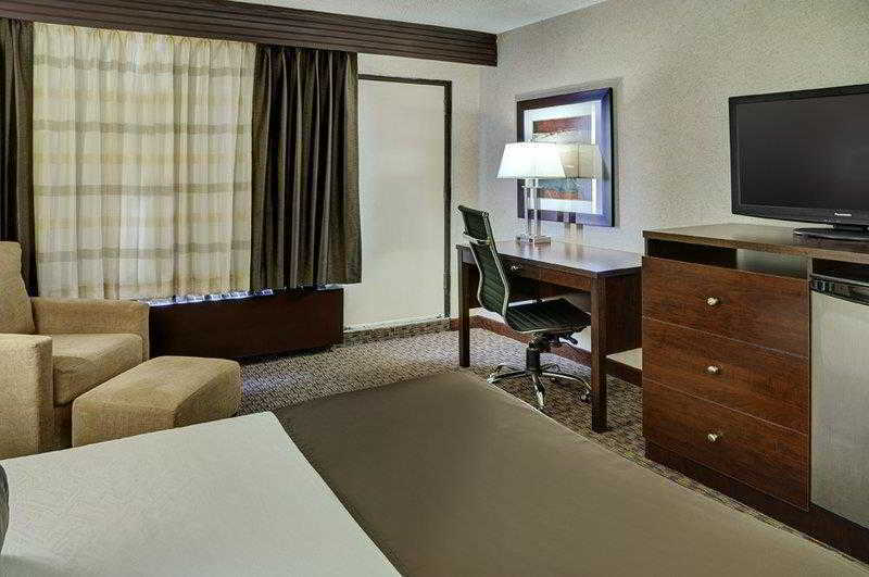 Best Western Cedar Park Inn Edmonton Buitenkant foto