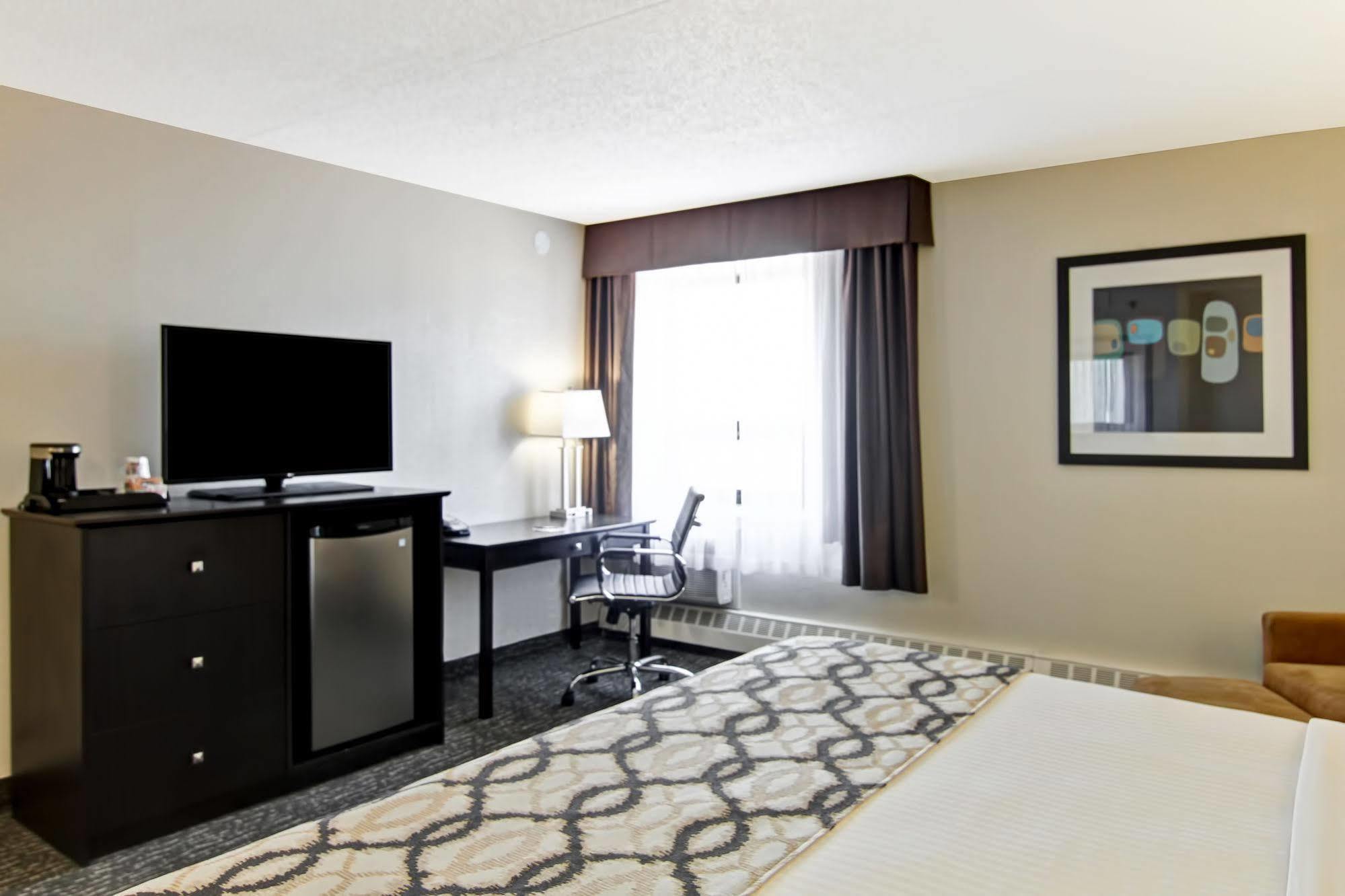 Best Western Cedar Park Inn Edmonton Buitenkant foto